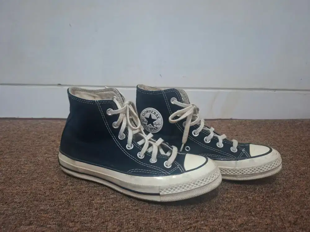 Sepatu converse
