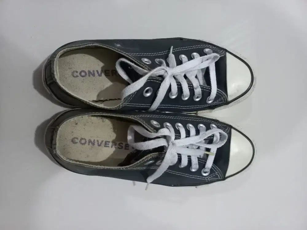 Sepatu converse
