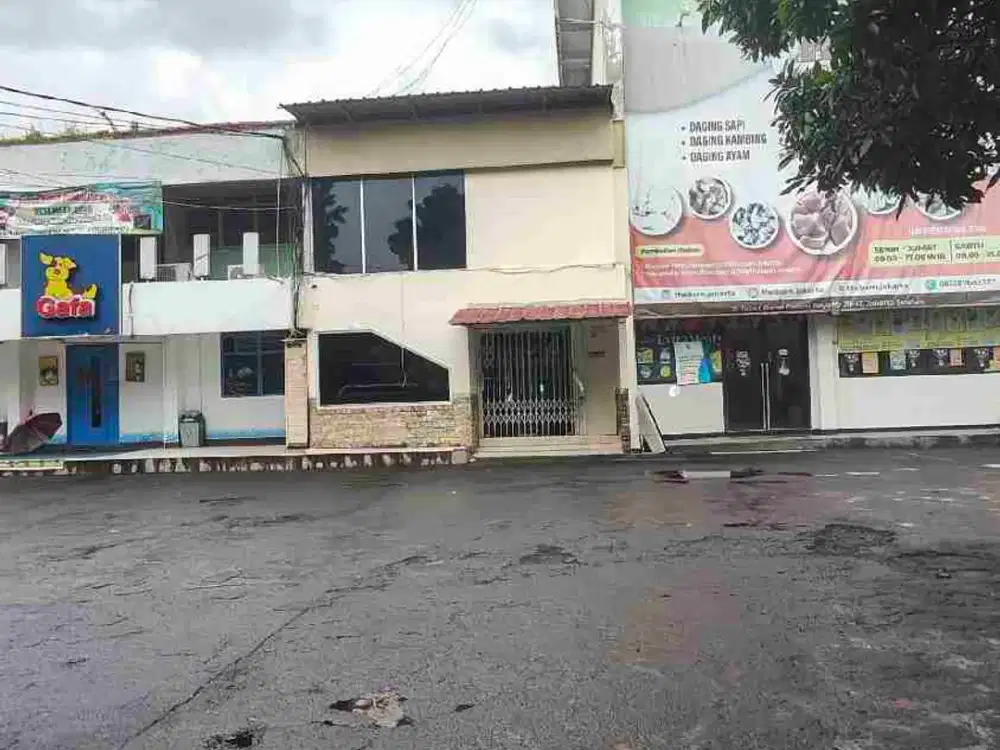 Disewakan Ruko/Kantor Strategis di Jl. Tebet Barat Dalam, Jaksel.