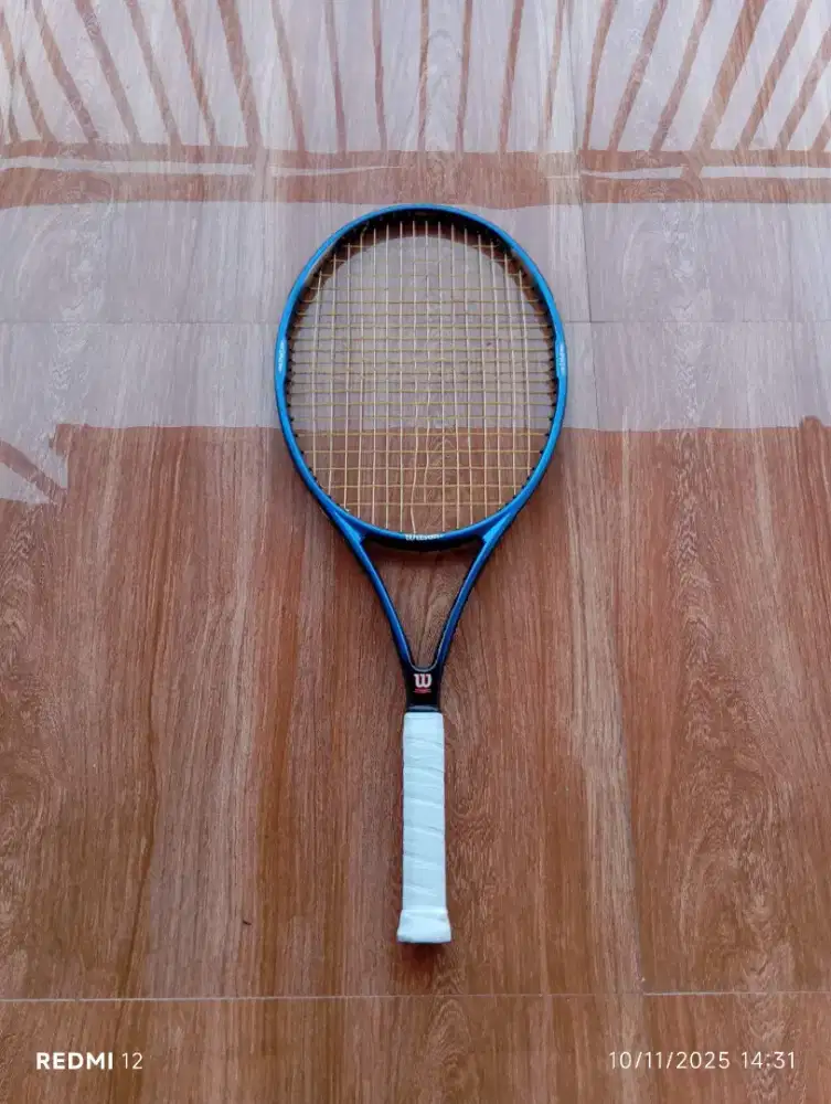 Raket tenis wilson hyper hammer carbon