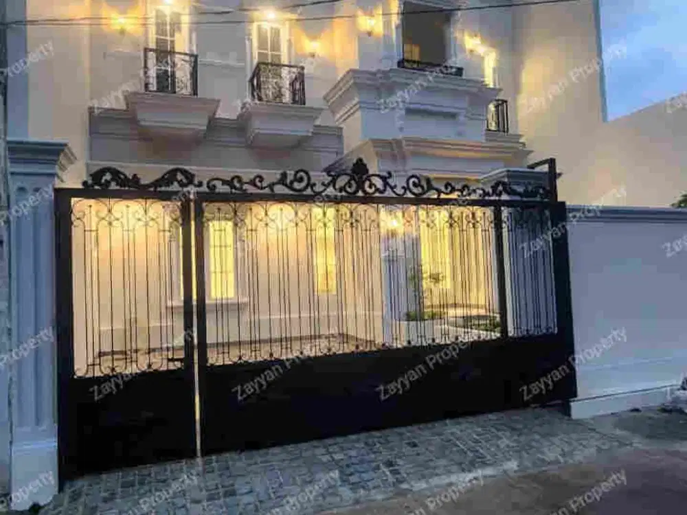 Rumah Cantik Komplek DPR