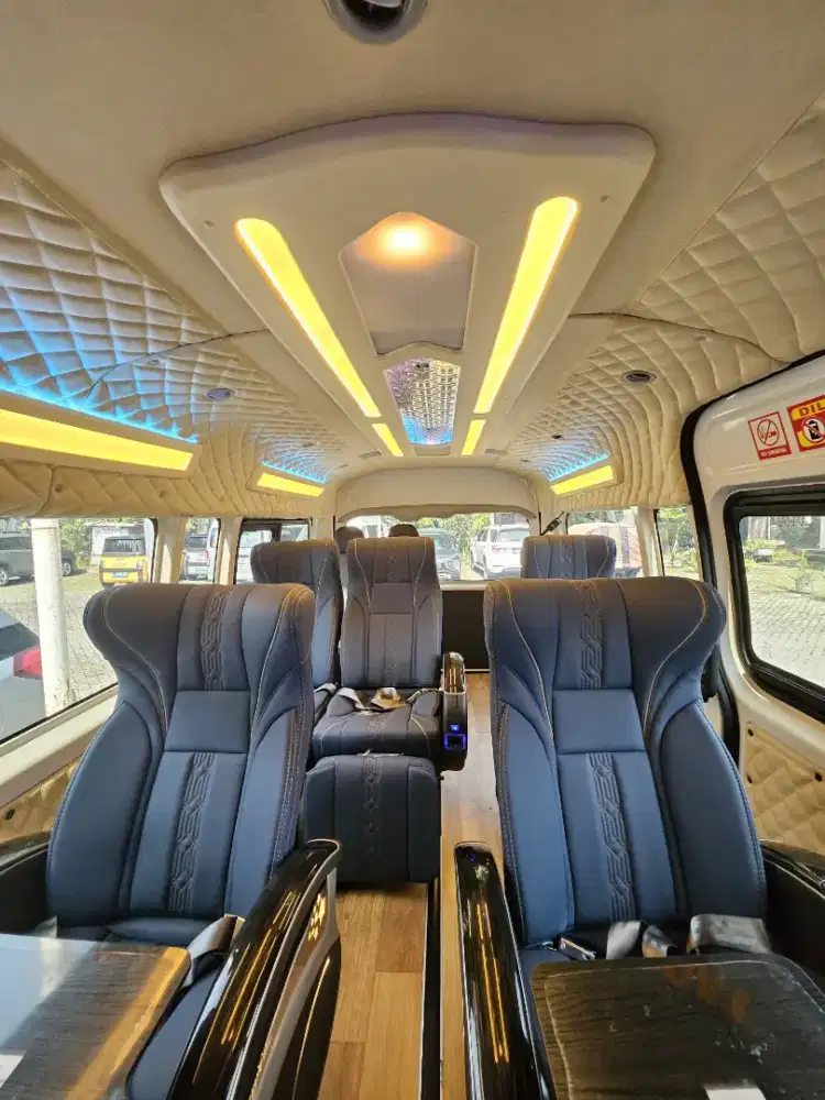 Toyota Hiace Premio Luxury 2024 Diesel