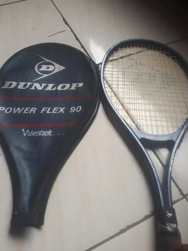 Raket tenis dunlop