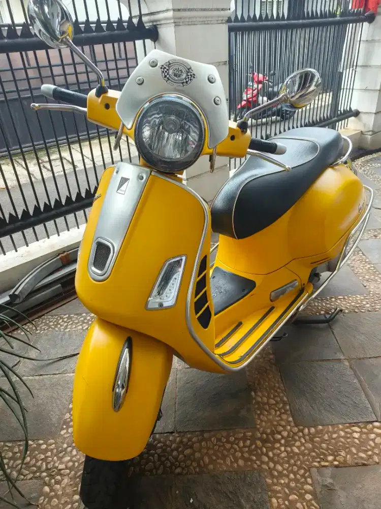 Di Jual Vespa GTS. 300 tahun 2019