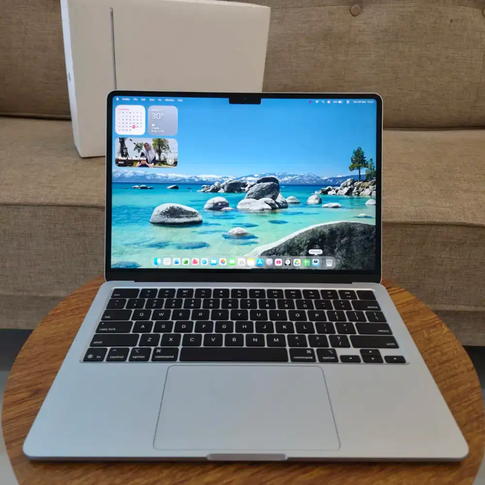 Macbook Air M4 13,6 16/256 Sky Blue Ibox