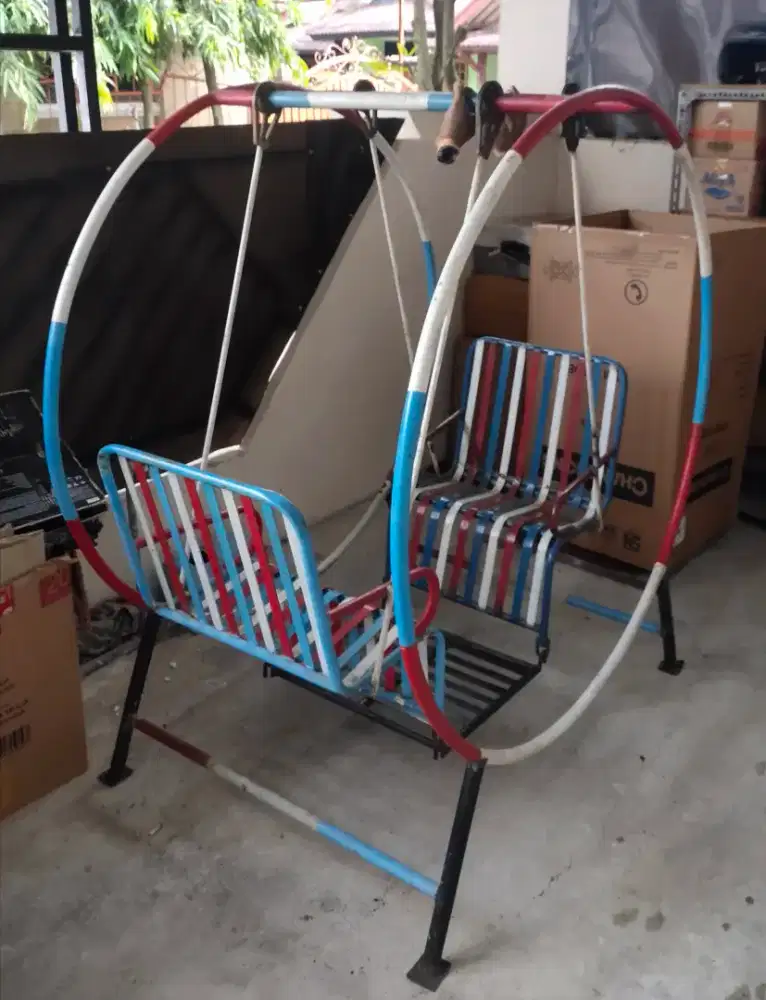 Ayunan besi untuk anak / dewasa