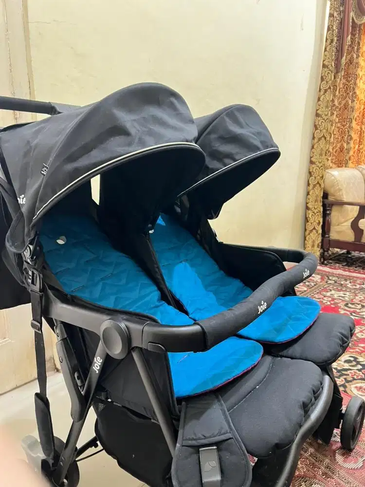 Stroller joie aire Twin