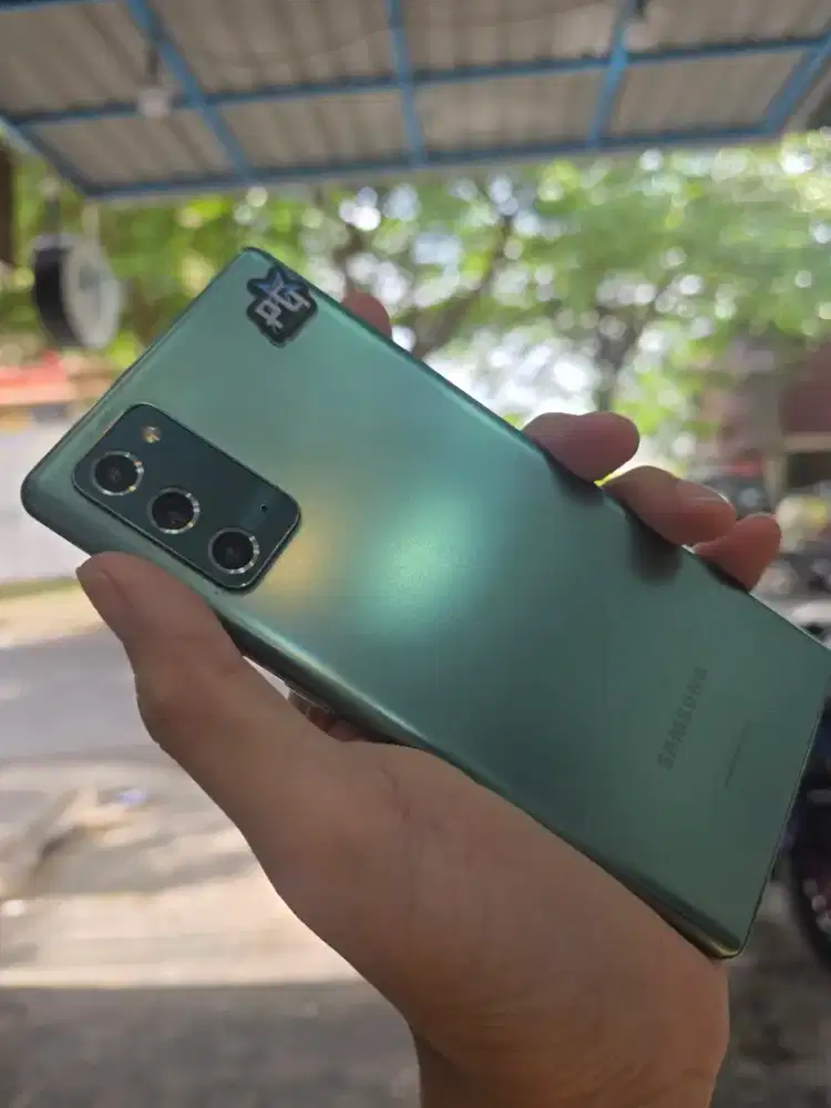 Samsung note 20 8/256 gb