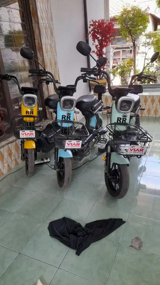 Sepeda listrik viar mulus istimewa