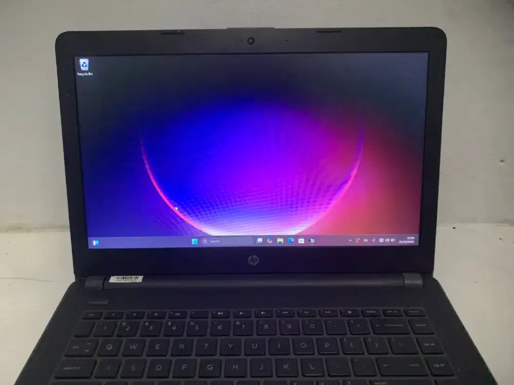 Laptop hp 240 g6