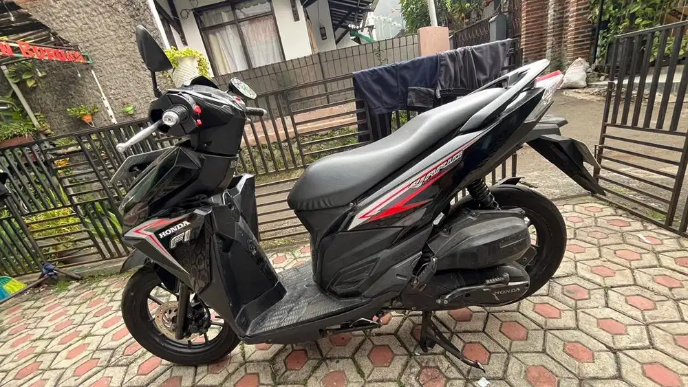 VARIO 125 TAHUN 2015