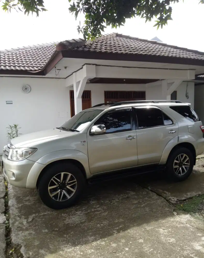 Toyota Fortuner 2011 Diesel