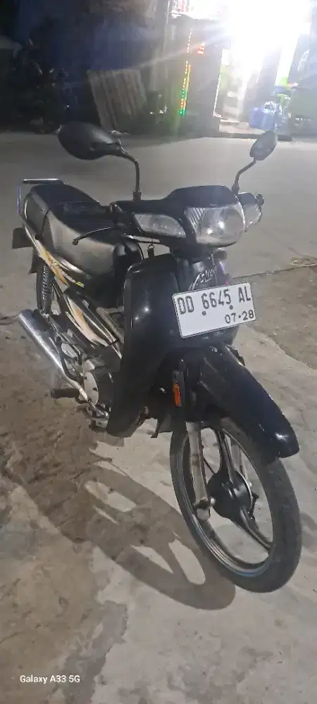 Honda astrea legenda 2