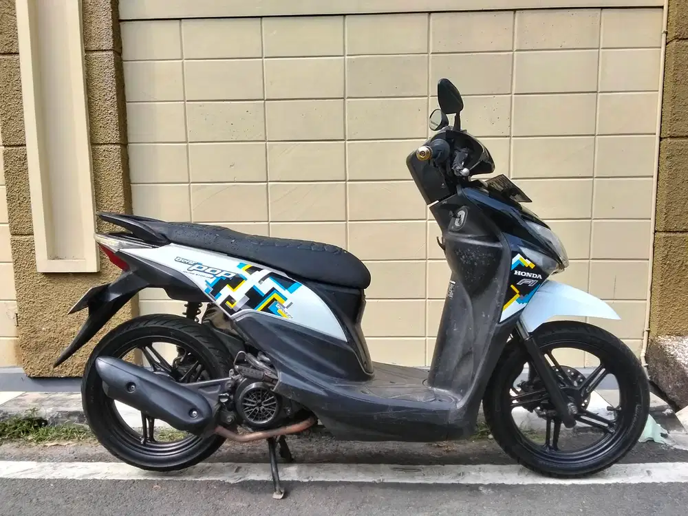 Honda Beat pop fi tahun 2018 Bodi mulus