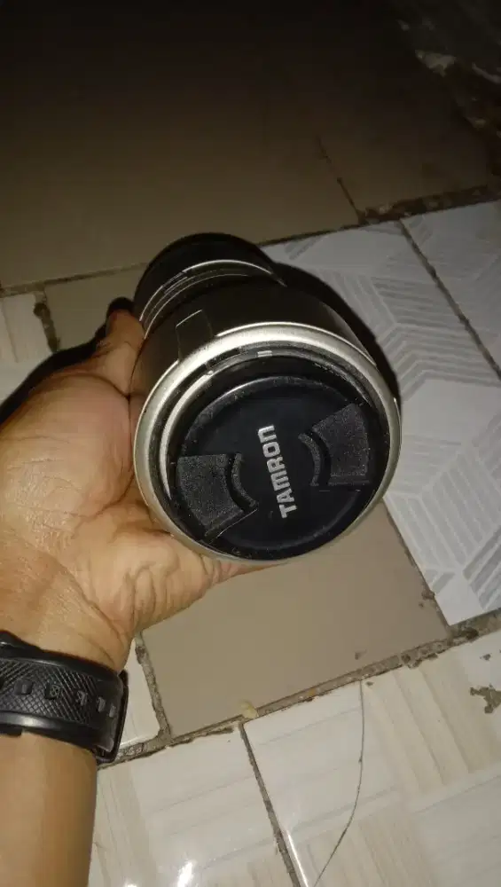 Lensa Tamron BU