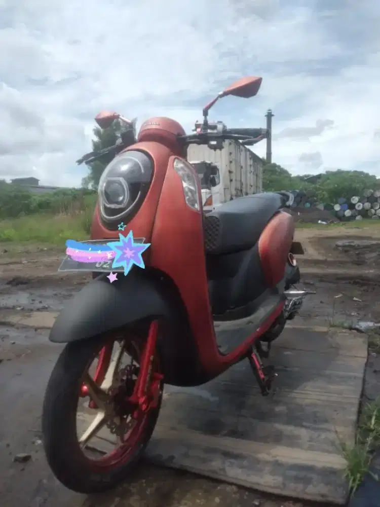 HONDA SCOOPY F1 2014