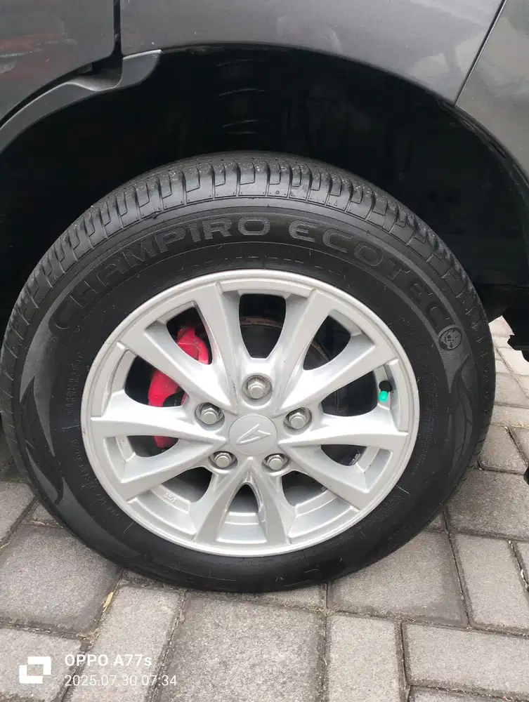 Daihatsu luxio X 2023 matic murah