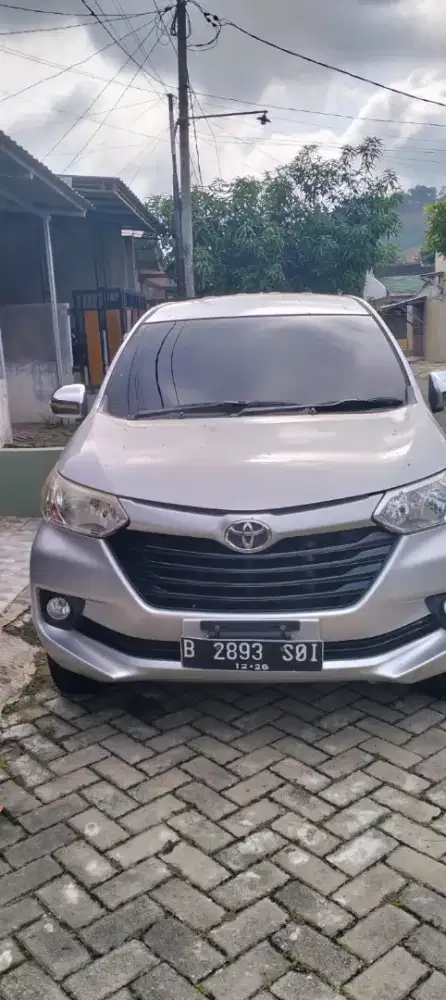 Mobil Toyota Avanza TH 2016. Type E