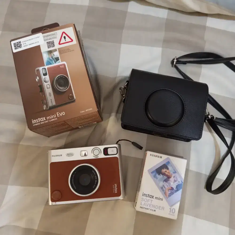 Camera Fuji Film Instax Mini Evo