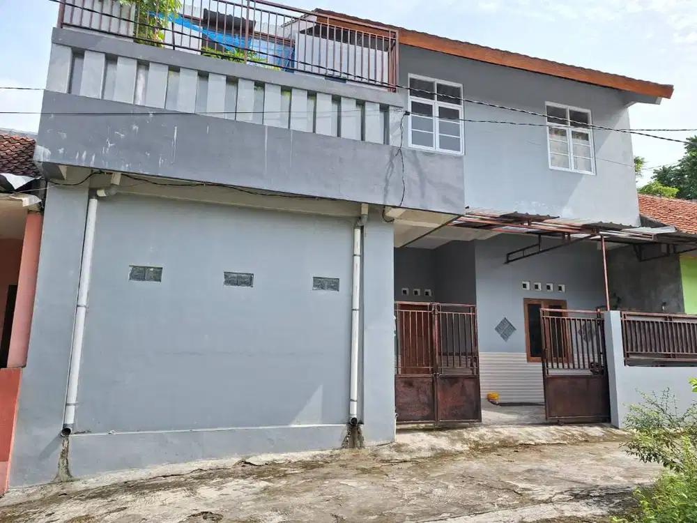 Dijual Murah, Rumah Dua Lantai Dekat ke Kota