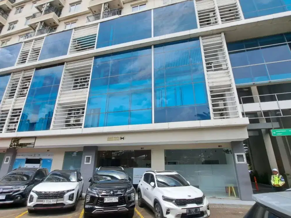 Sewa Rukan/Ruko 3 Lantai di Pinggir Jalan Protokol MT Haryono Tebet