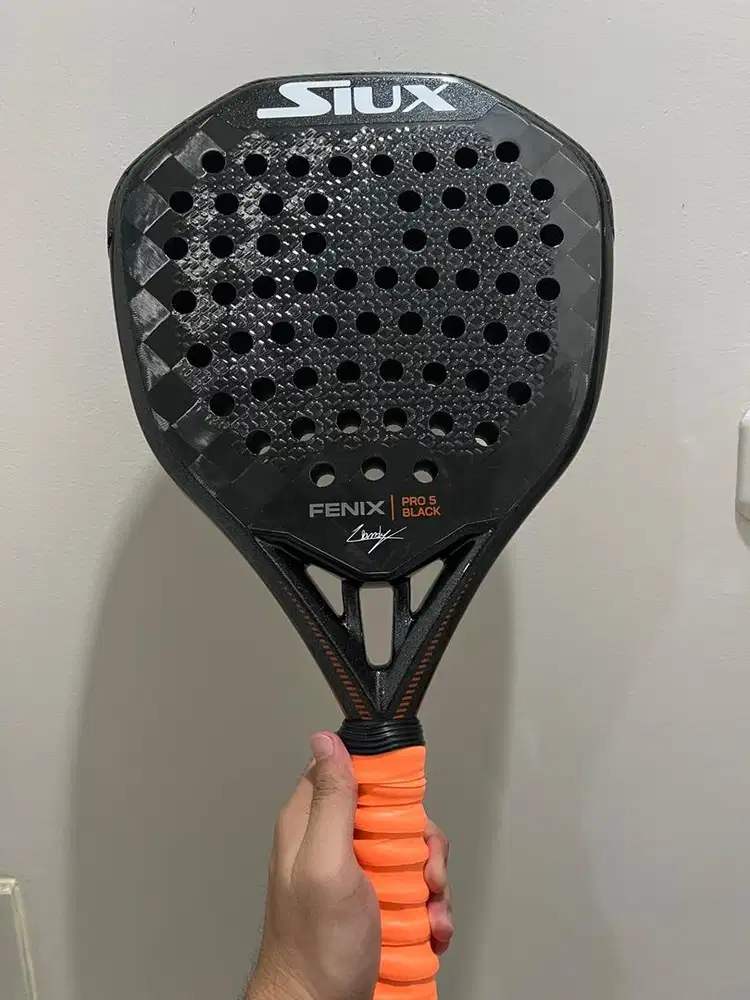 Raket Padel Siux Fenix Pro 5 Black baru 1x pakai kondisi 99.99%