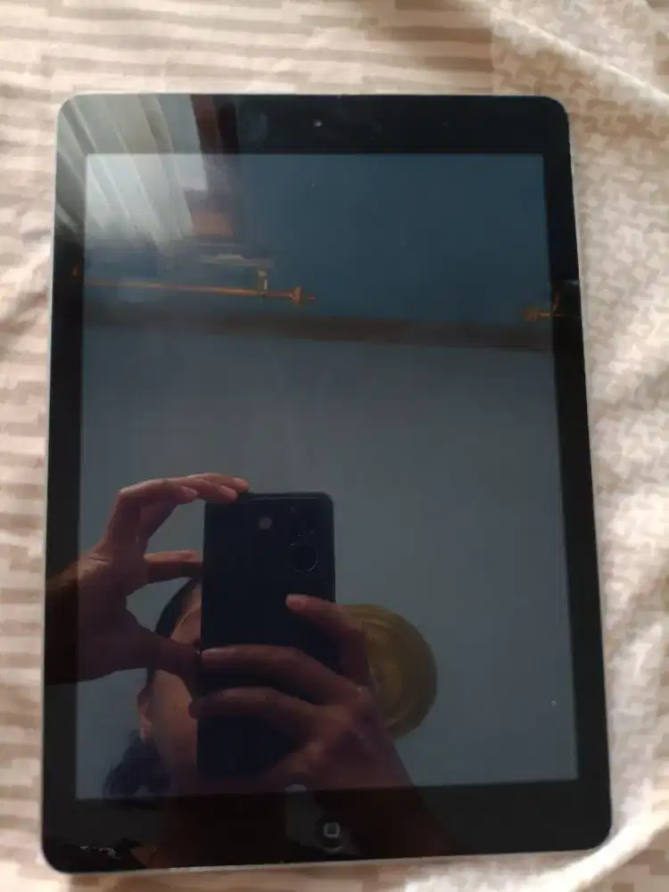 iPad Gen 5 32GB - siap pakai | Normal | Minus Tombol Home | Murah