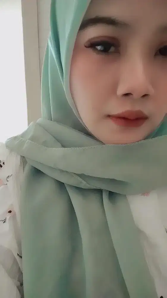 Cari kerjaan kaka mohon info nya