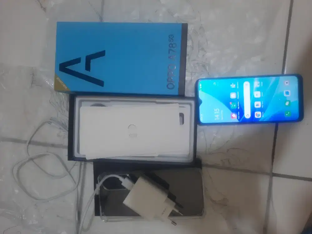 Jual HP Oppo A785g Masih mulus ful set RP. 1,6