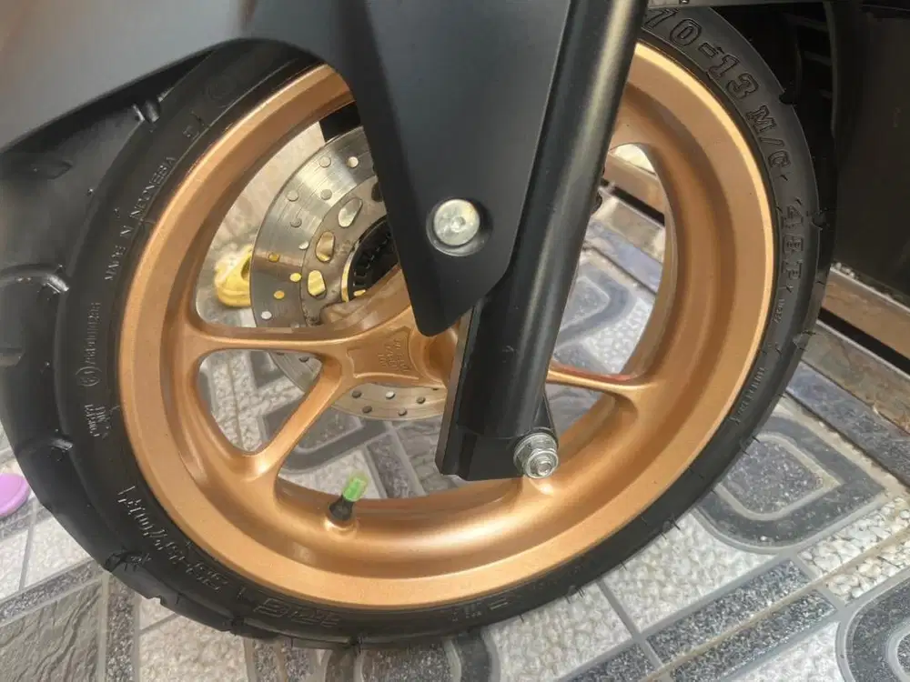 All New NMax Connected Black 2023