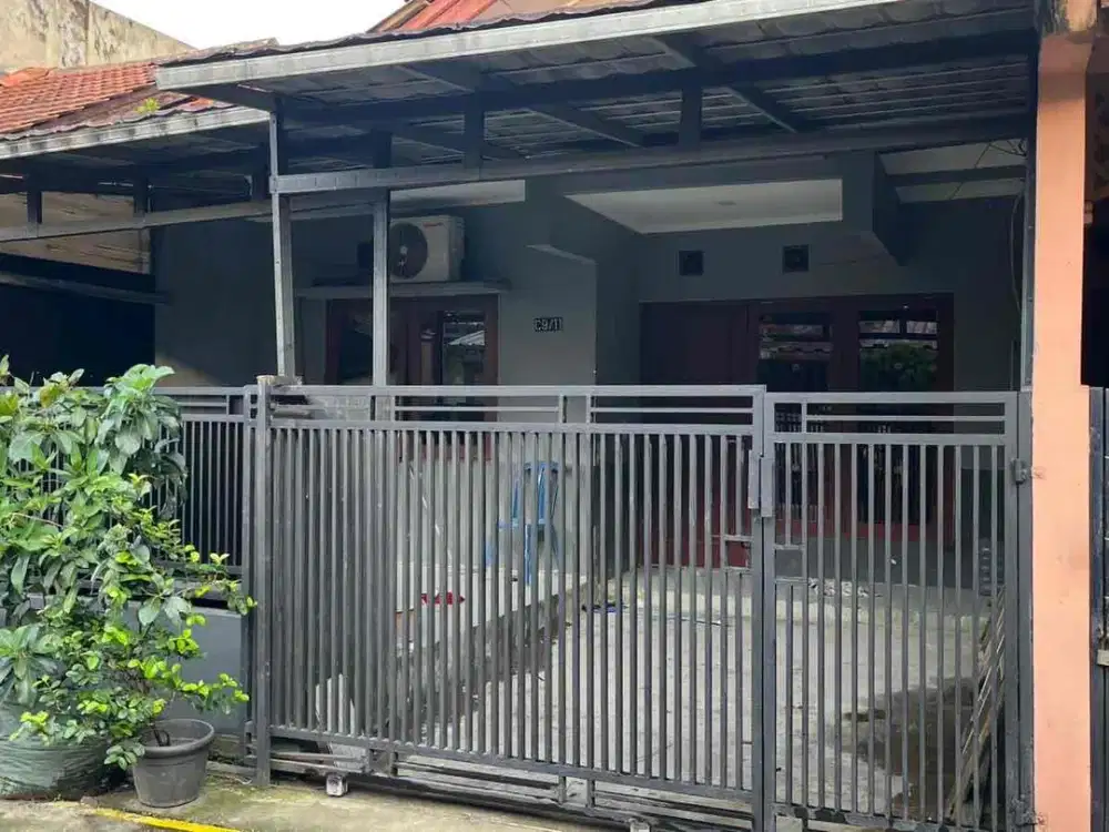 Rumah disewakan Villa Inti Persada Pamulang
