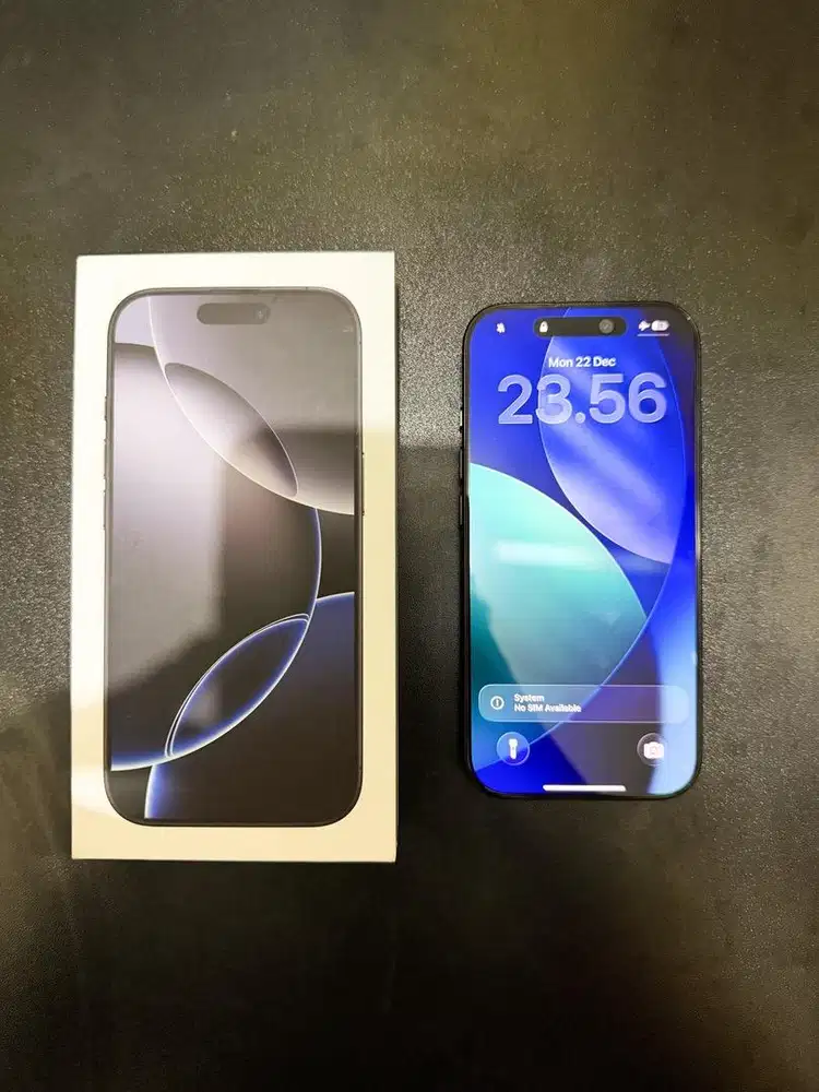 iPhone 16 Pro 128 GB | Black Titanium | Like New