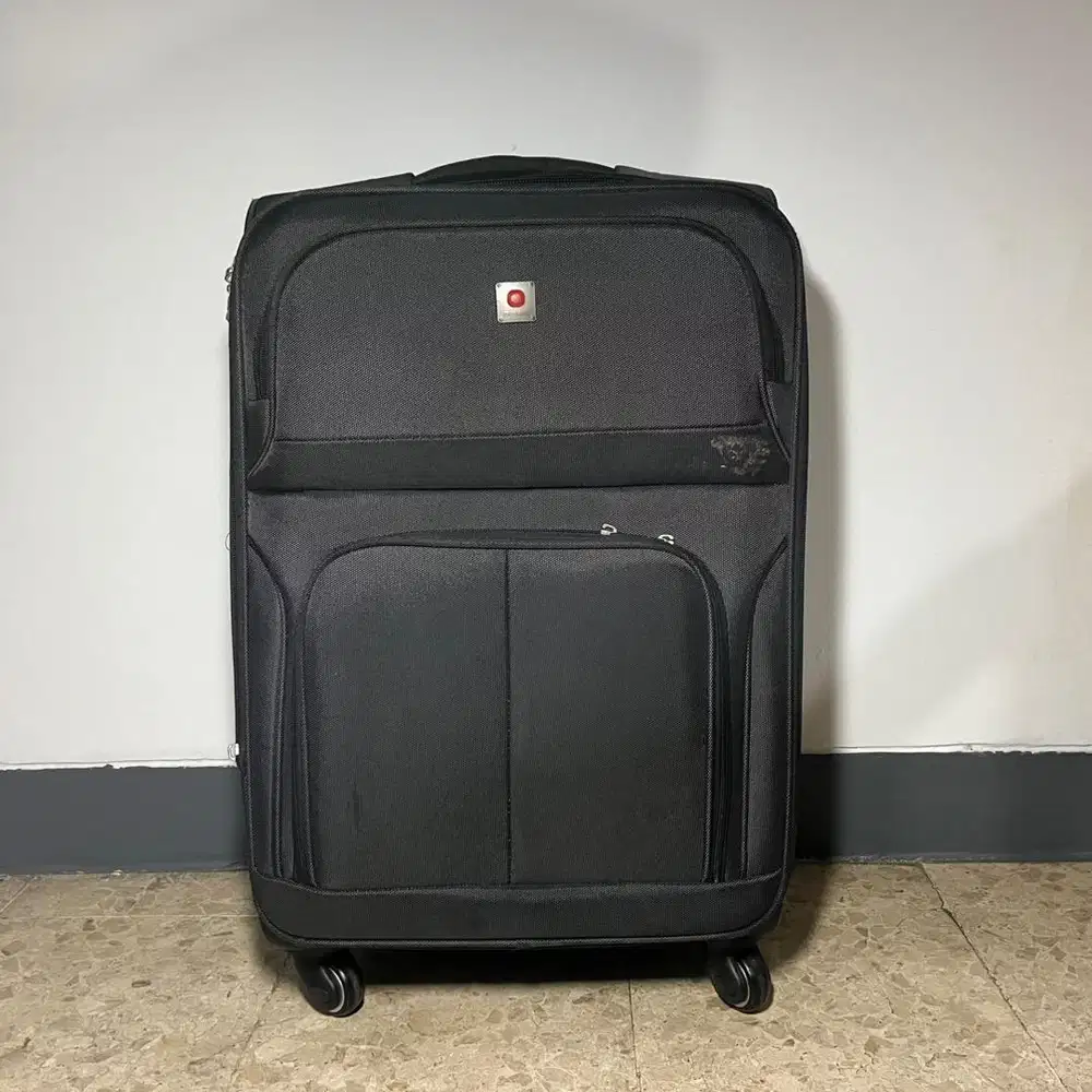 Koper Polo Classic Hitam ukuran Sedang