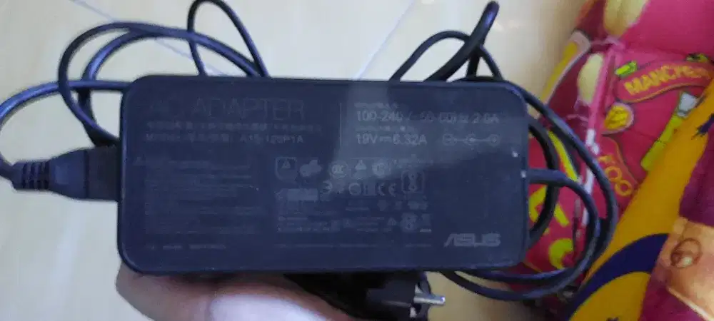 Charger bekas Asus ROG Gl753ve