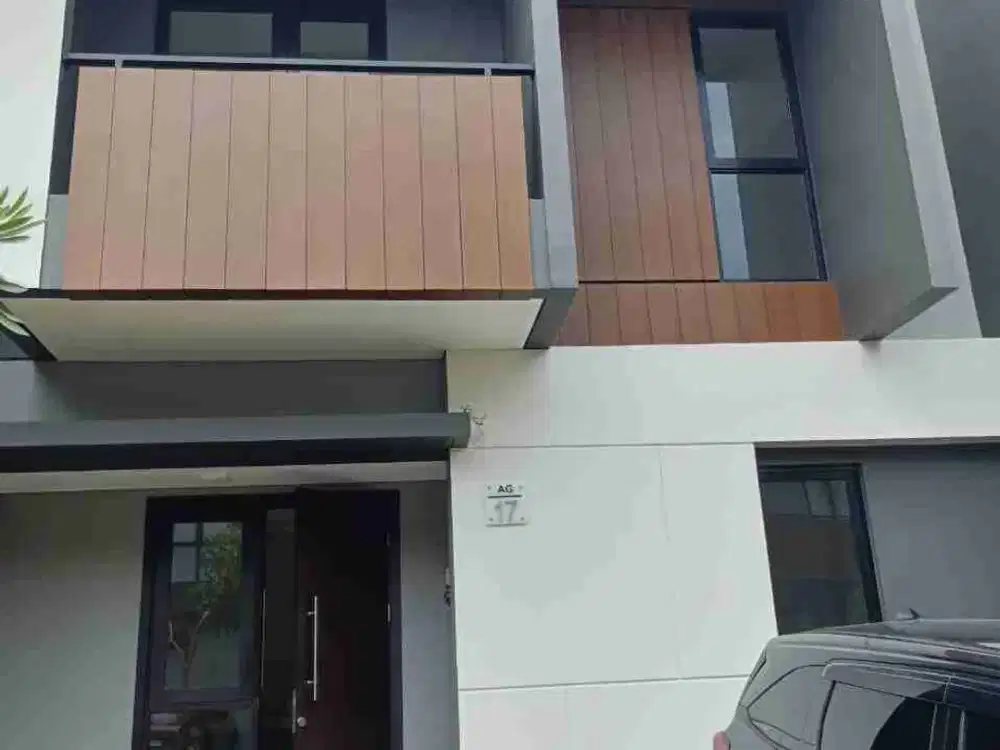 *JUAL CEPAT* Rumah Cantik Summarecon Crown Gading