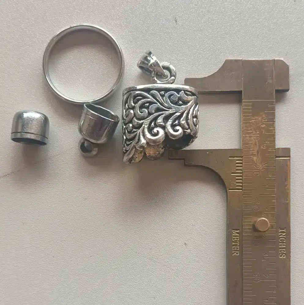 AKSESORIS KALUNG CINCIN