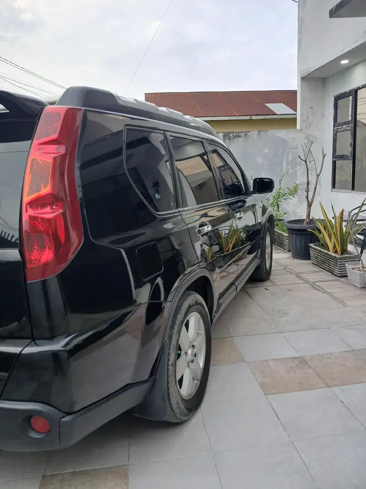 Nissan X-Trail 2010 Bensin