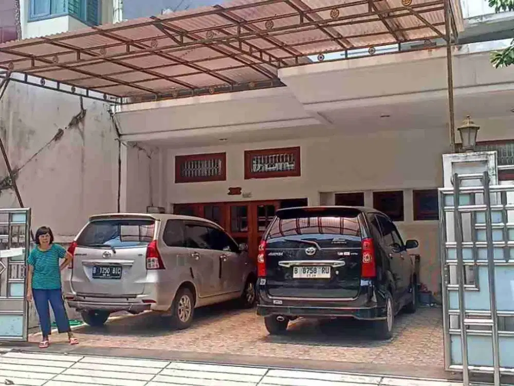 Rumah Mewah 2 Lantai Di Jelambar Lt 360m