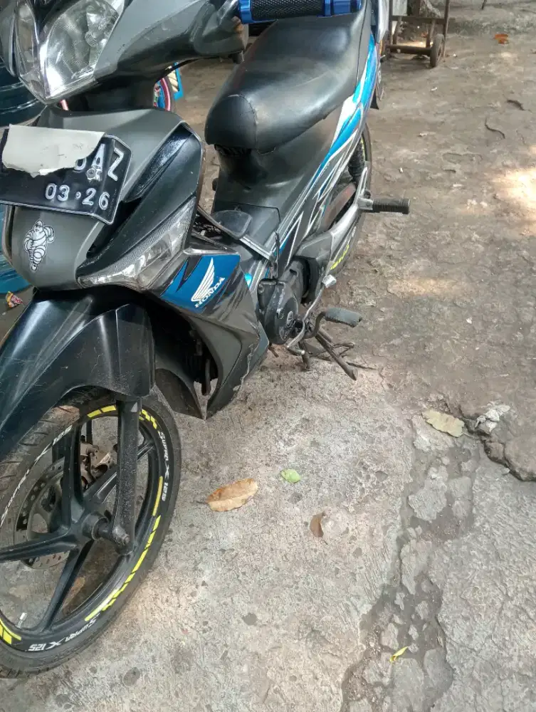 Jual Motor supra x 125thn 2010