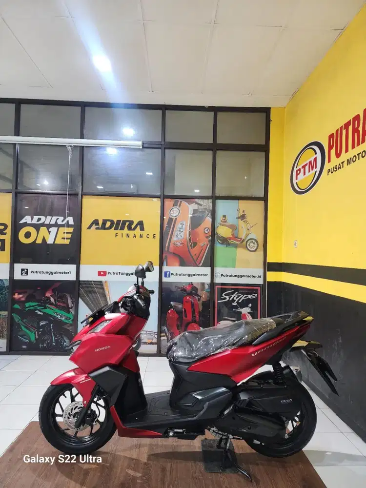 VARIO 160 ABS TAHUN 2023(PUTRA TUNGGAL MOTOR)