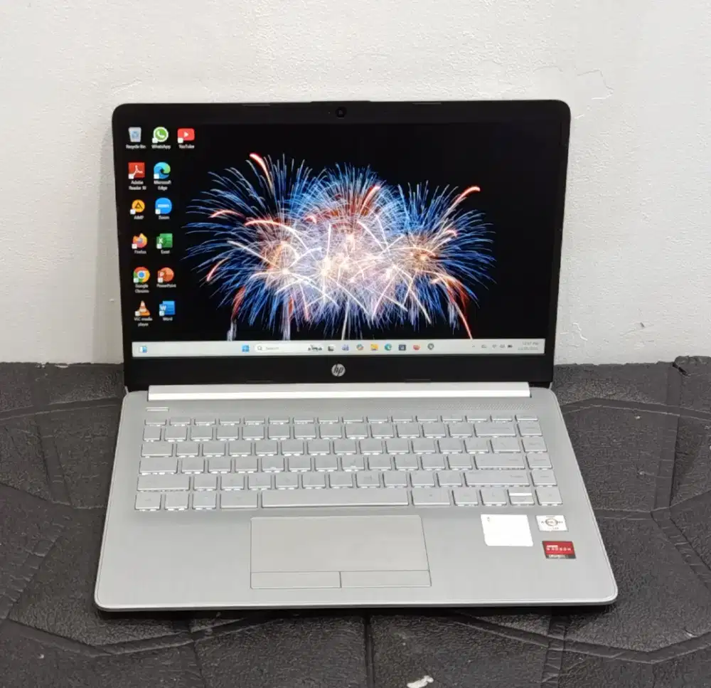 HP 14s-dk1xxx/AMD Athlon silver 3050U Ram 4GB SSD 512GB