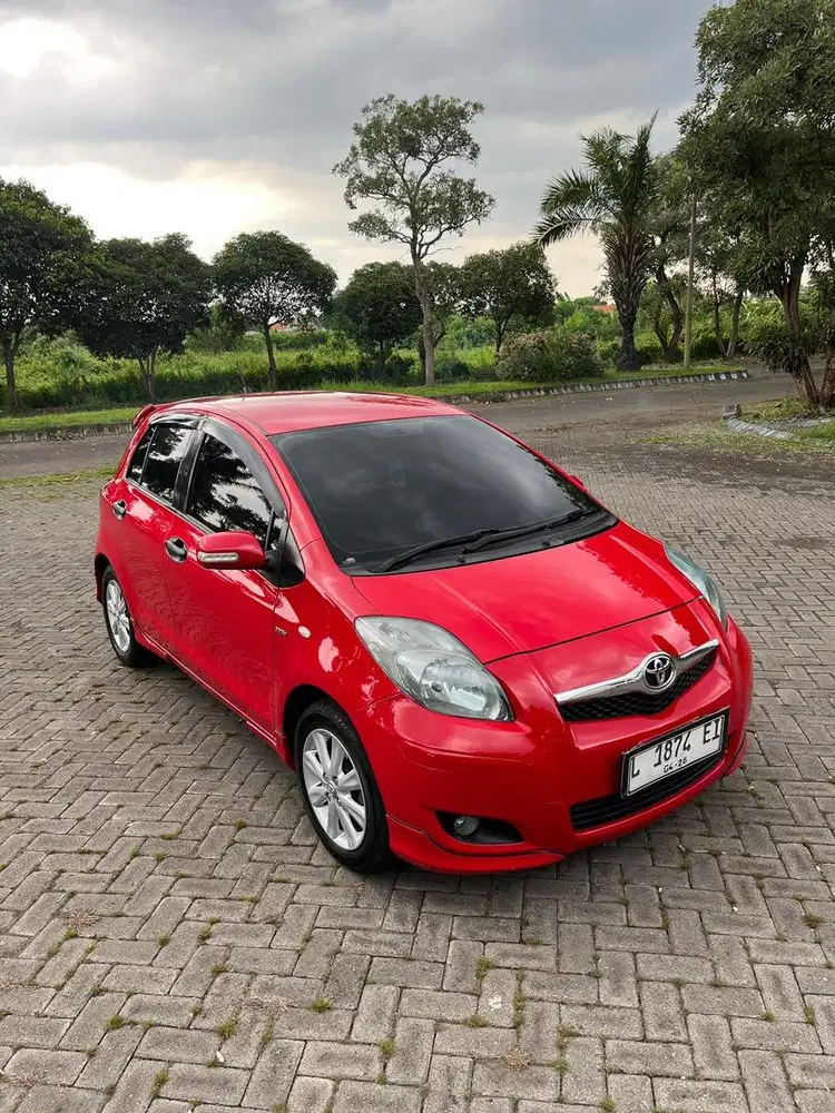 Toyota Yaris E Matic 2010