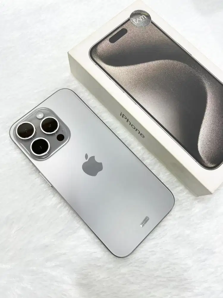 Iphone 15 pro 256gb natural titanium, resmi iBox (like new)