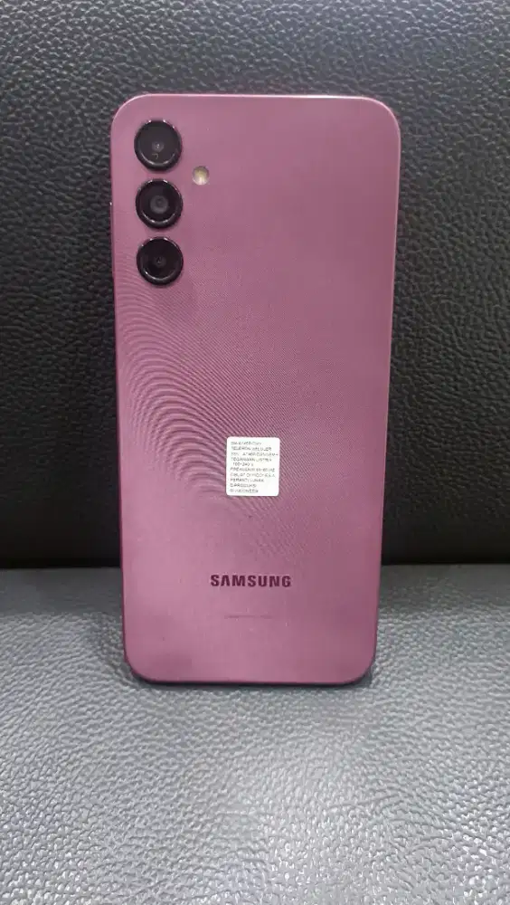Di jual Samsung a14 5G 128 hp aja