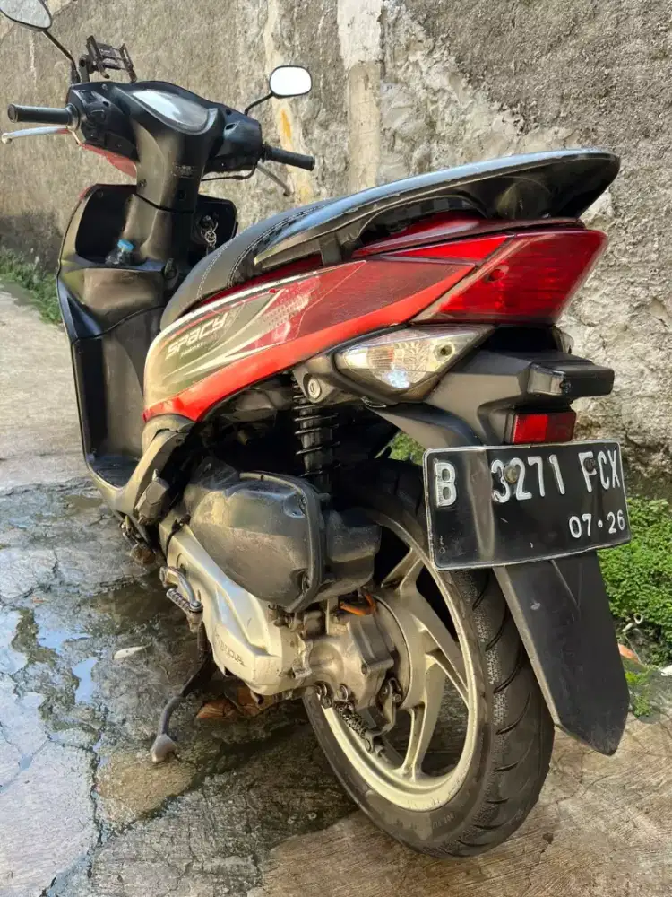 Jual spacy 2011 pajak hidup