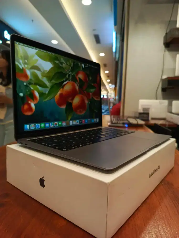 Macbook Air M1 13 inch 2020 8/256GB Grey Fullset