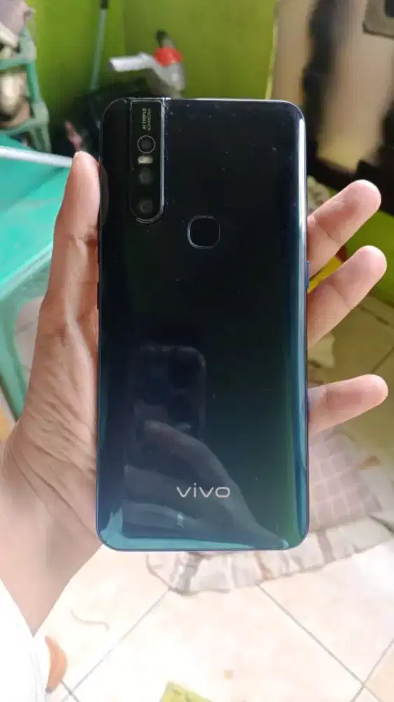 Vivo v15  ram8/256