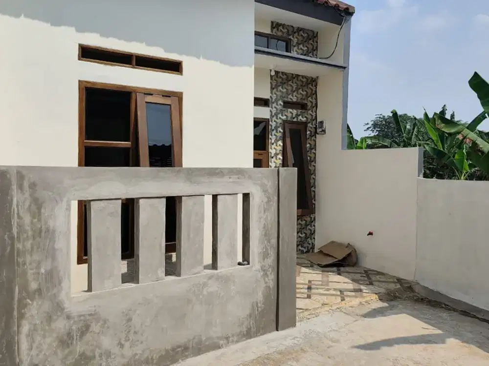 RUMAH 2 KAMAR SIAP HUNI DILOKASI STRATEGIS DEKAT JALAN UTAMA SPESIAL DESEMBER HANYA 175 JUTAAN