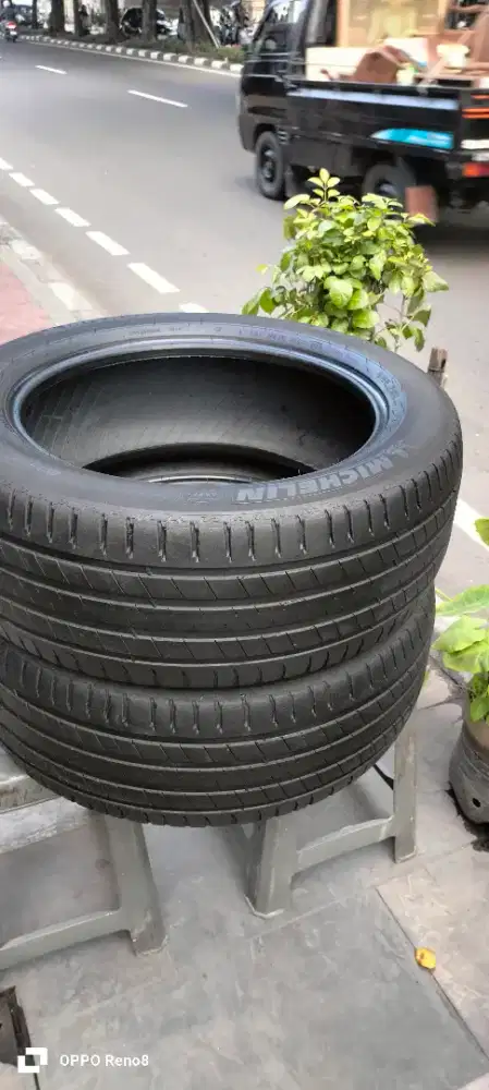 2ban Copotan 235/55/R19 Michelin Latitude Sport3 nik 2024  hub Wa