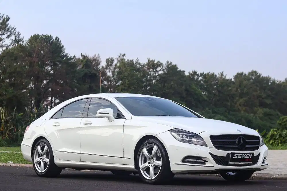 Mercedes Benz Mercy CLS 350 V6 CGI AT Matic 2011 Putih